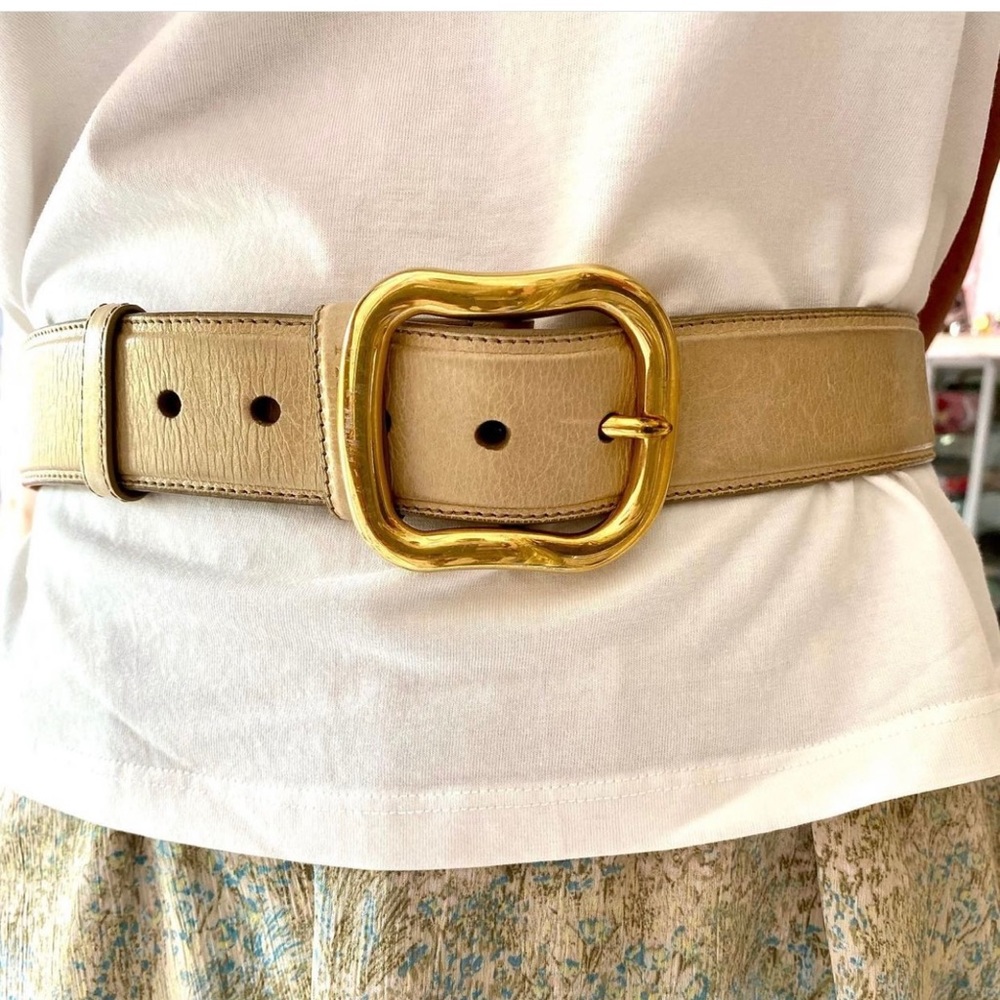 Gorgeous Prada ivory leather with gold tone buckle. Size 80
